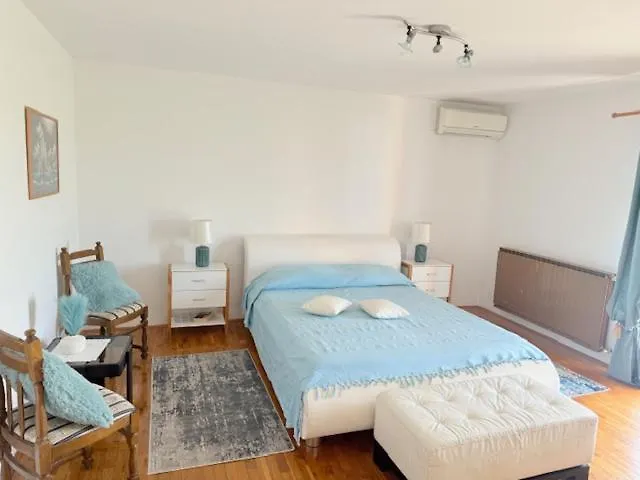 Villa Tina Novigrad  0*, Novigrad (Istria)